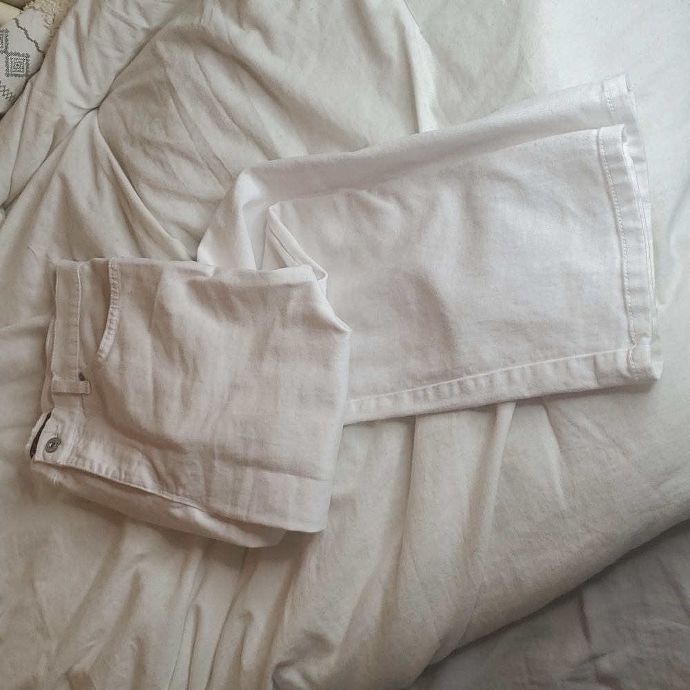 Gloria Vanderbilt white jeans size 10